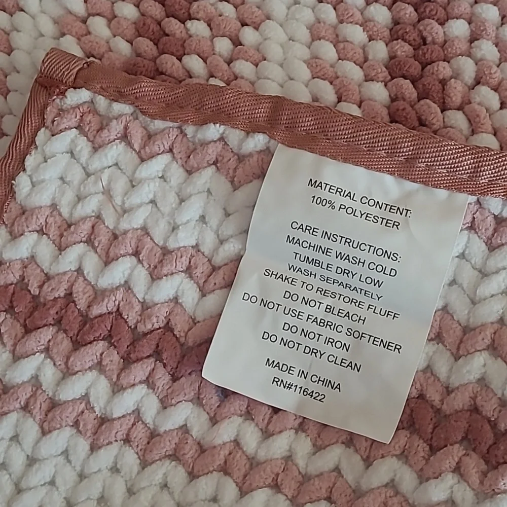 SoHo Loft Chenille Bath Rug Set
